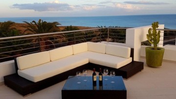 4 Bed  Villa/House for Sale, Yaiza, Las Palmas, The Canary Islands, Provincia de Las Palmas - CH-GMM210057