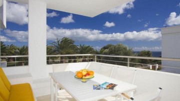 4 Bed  Villa/House for Sale, Yaiza, Las Palmas, The Canary Islands, Provincia de Las Palmas - CH-GMM210057