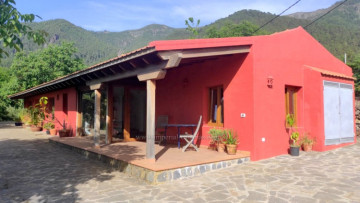 3 Bed  Villa/House for Sale, La Orotava, Tenerife - IC-VTR10930