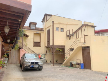 5 Bed  Commercial for Sale, La Orotava, Tenerife - IC-VCH10947