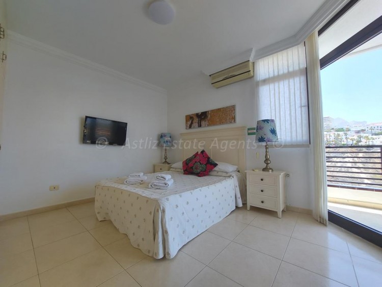 3 Bed  Villa/House for Sale, Los Gigantes, Santiago Del Teide, Tenerife - AZ-1564 20