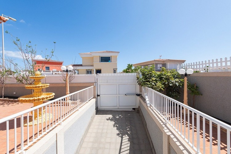 3 Bed  Villa/House for Sale, San Bartolome de Tirajana, LAS PALMAS, Gran Canaria - BH-10171-ARA-2912 3