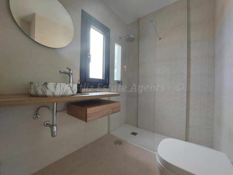 2 Bed  Flat / Apartment for Sale, Golf Del Sur, San Miguel De Abona, Tenerife - AZ-1616 11