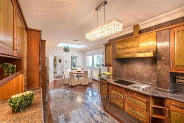 6 Bed  Villa/House for Sale, Santa Ursula, Tenerife - IC-VCH11085