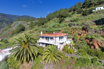 8 Bed  Villa/House for Sale, Tenagua, Puntallana, La Palma - LP-Pu53