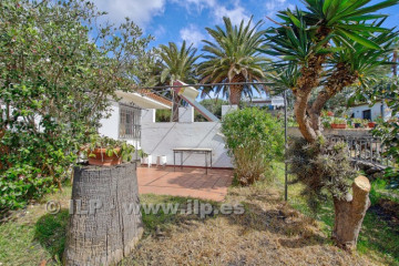 4 Bed  Villa/House for Sale, Bungalows Tajuya, Los Llanos, La Palma - LP-L616