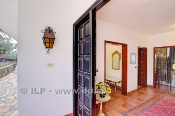 4 Bed  Villa/House for Sale, Bungalows Tajuya, Los Llanos, La Palma - LP-L616