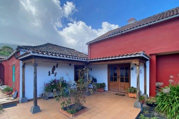 3 Bed  Villa/House for Sale, Las Ledas, Breña Baja, La Palma - LP-BB96