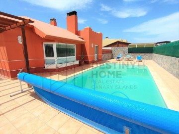 4 Bed  Villa/House for Sale, Corralejo, Las Palmas, Fuerteventura - DH-VTPTVILLUJOCOR4-0522