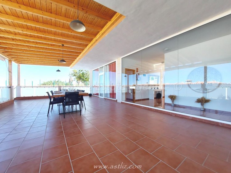 4 Bed  Villa/House for Sale, Playa Paraiso, Costa Adeje, Tenerife - AZ-1646 15