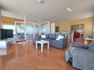 4 Bed  Villa/House for Sale, Playa Paraiso, Costa Adeje, Tenerife - AZ-1646