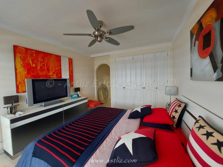 4 Bed  Flat / Apartment for Sale, Los Gigantes, Santiago Del Teide, Tenerife - AZ-1668 12