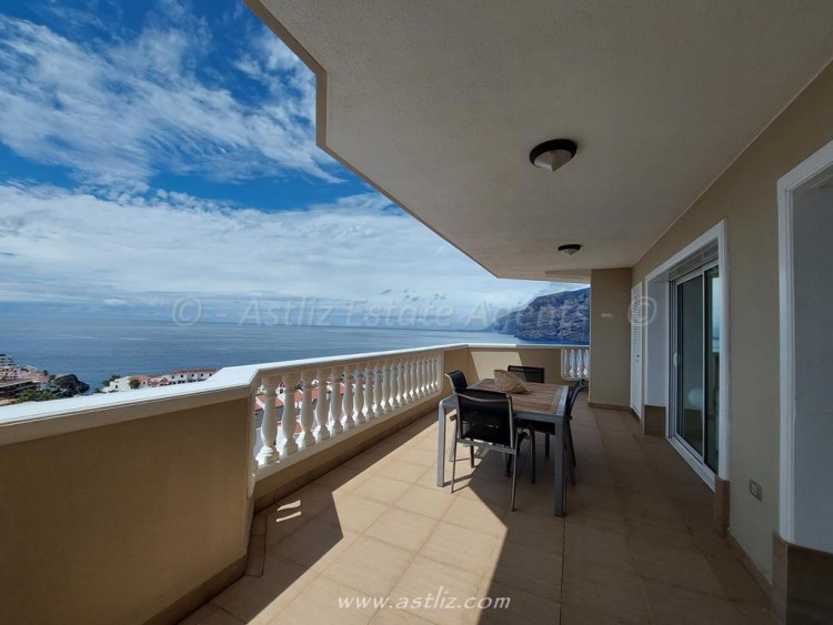 4 Bed  Flat / Apartment for Sale, Los Gigantes, Santiago Del Teide, Tenerife - AZ-1668 5