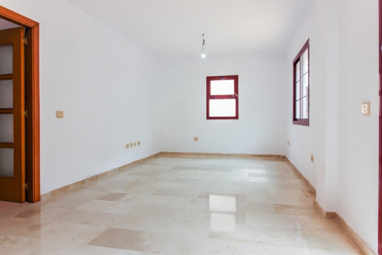 3 Bed  Flat / Apartment for Sale, Mogan, LAS PALMAS, Gran Canaria - CI-05492-CA-2934 3