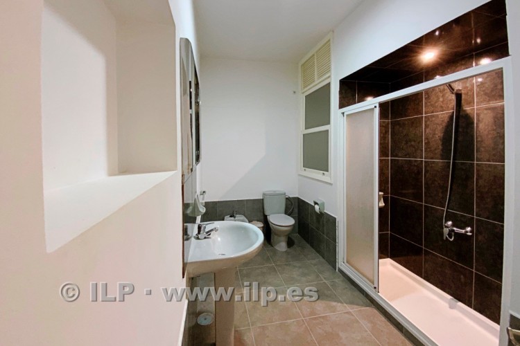 3 Bed  Villa/House for Sale, In the urban area, Santa Cruz, La Palma - LP-SC101 13