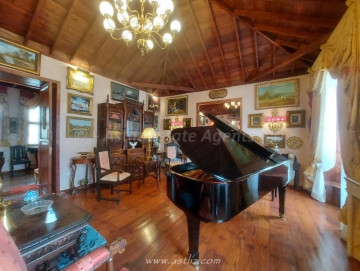 6 Bed  Villa/House for Sale, Icod De Los Vinos, Tenerife - AZ-1678