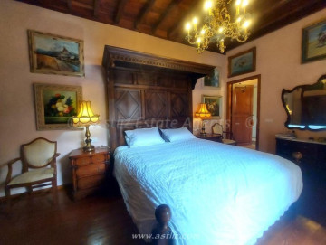 6 Bed  Villa/House for Sale, Icod De Los Vinos, Tenerife - AZ-1678
