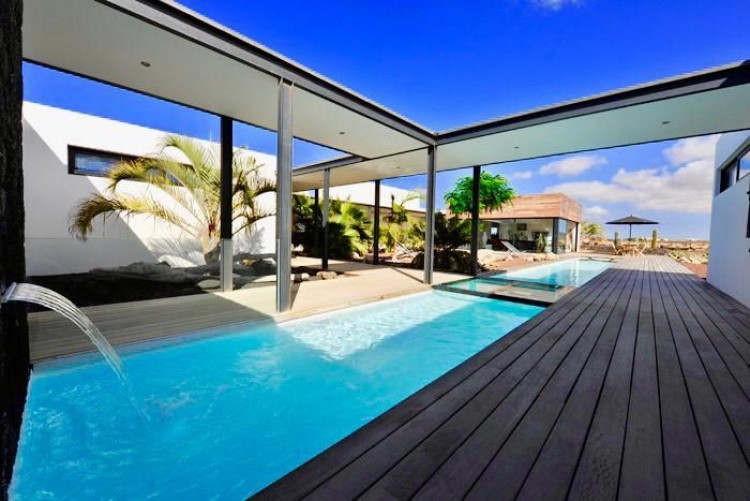 7 Bed  Villa/House for Sale, Lajares, Las Palmas, Fuerteventura - DH-VPTLLLAJ-1122 2