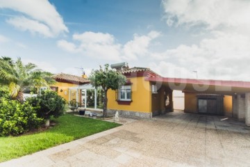  Villa/House for Sale, Chiclana de la Frontera, CADIZ, El Hierro - BH-11112-SF-2912