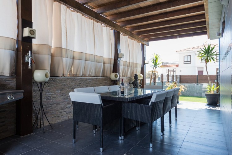 5 Bed  Villa/House for Sale, San Bartolome de Tirajana, LAS PALMAS, Gran Canaria - BH-11114-MV-2912 3