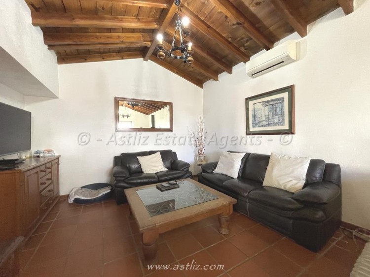 2 Bed  Villa/House for Sale, Chiguergue, Guia De Isora, Tenerife - AZ-1700 11