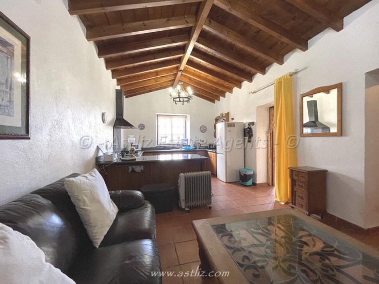 2 Bed  Villa/House for Sale, Chiguergue, Guia De Isora, Tenerife - AZ-1700 14