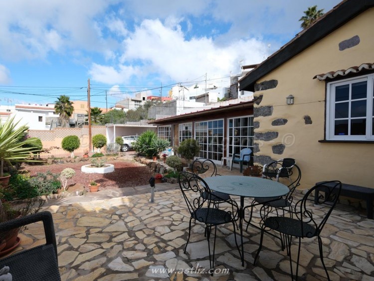 2 Bed  Villa/House for Sale, Chiguergue, Guia De Isora, Tenerife - AZ-1700 5
