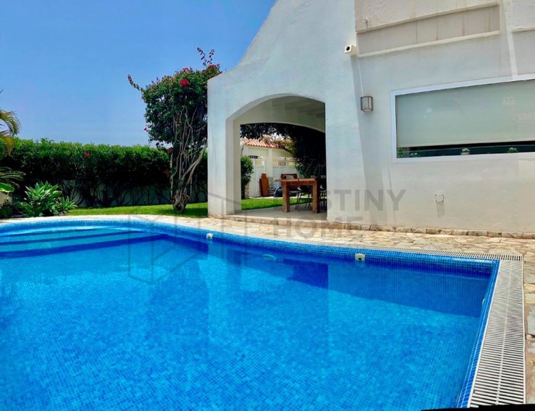 5 Bed  Villa/House for Sale, Corralejo, Las Palmas, Fuerteventura - DH-VPTLUXVILLA5-0123 6