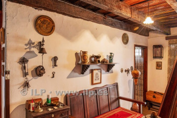 3 Bed  Villa/House for Sale, In the historic center, Santa Cruz, La Palma - LP-SC102