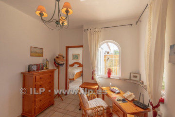 2 Bed  Villa/House for Sale, Las Norias, Los Llanos, La Palma - LP-L635