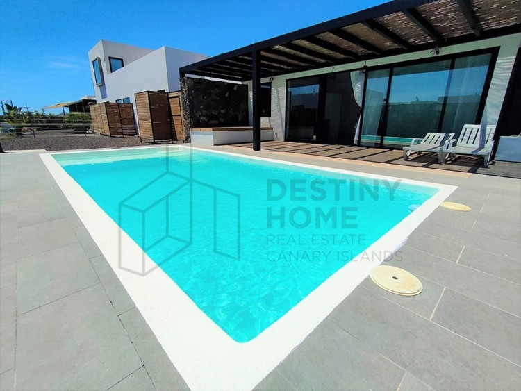 6 Bed  Villa/House for Sale, Lajares, Las Palmas, Fuerteventura - DH-XVTPTVILLALUXL6-0323 4