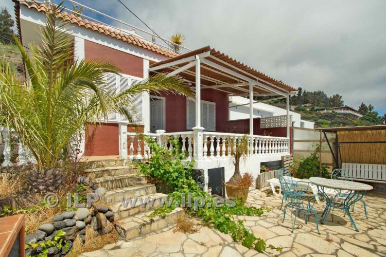 3 Bed  Villa/House for Sale, El Charco, Fuencaliente, La Palma - LP-F67 2
