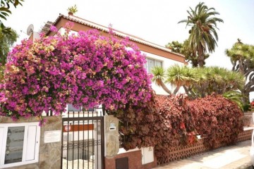 2 Bed  Flat / Apartment for Sale, Puerto de la Cruz, Santa Cruz de Tenerife, Tenerife - PR-PIS500VPC
