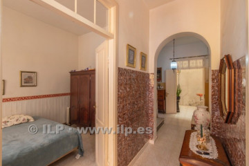 5 Bed  Villa/House for Sale, In the urban area, Tazacorte, La Palma - LP-Ta141