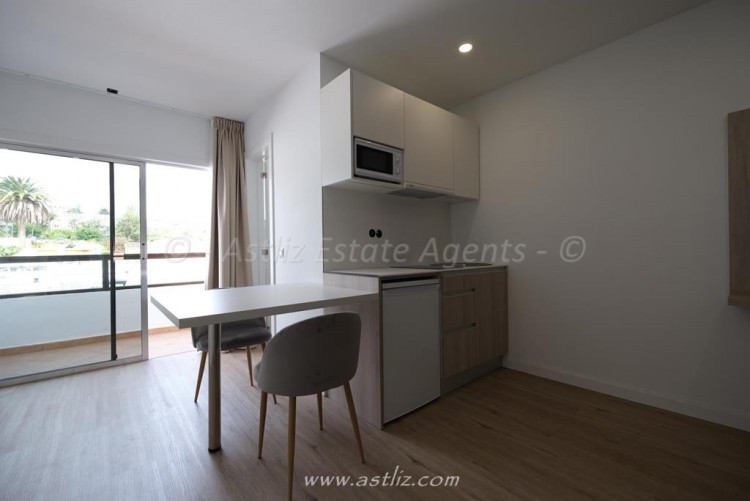 1 Bed  Flat / Apartment for Sale, Puerto De La Cruz, Tenerife - AZ-1719 9