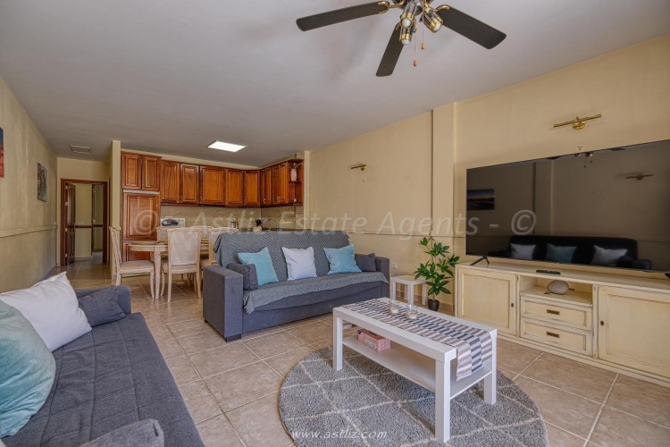 1 Bed  Flat / Apartment for Sale, Playa De La Arena, Santiago Del Teide, Tenerife - AZ-1721 11