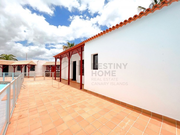 Caleta de Fuste, Las Palmas, Fuerteventura - Canarian Properties