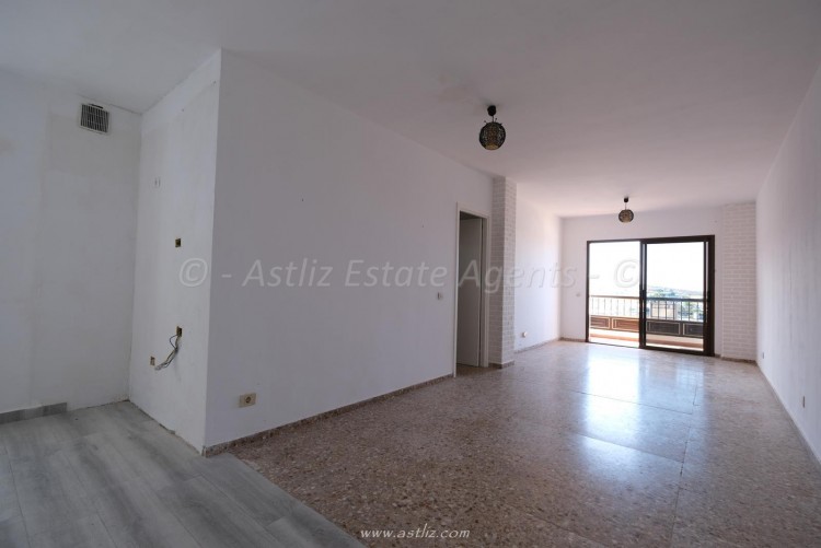 3 Bed  Flat / Apartment for Sale, Puerto De Santiago, Santiago Del Teide, Tenerife - AZ-1722 8