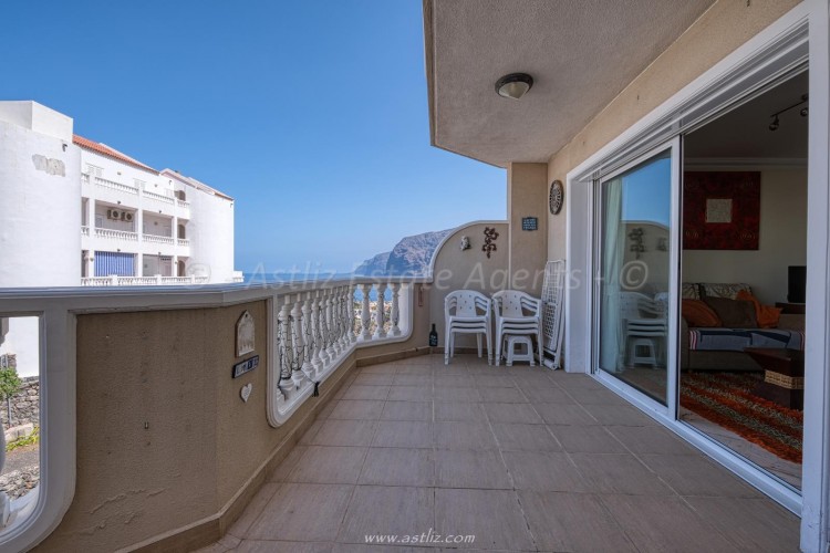 2 Bed  Flat / Apartment for Sale, Puerto De Santiago, Santiago Del Teide, Tenerife - AZ-1723 8