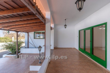 4 Bed  Villa/House for Sale, Tajuya, El Paso, La Palma - LP-E765