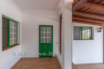4 Bed  Villa/House for Sale, Tajuya, El Paso, La Palma - LP-E765