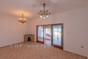4 Bed  Villa/House for Sale, Tajuya, El Paso, La Palma - LP-E765