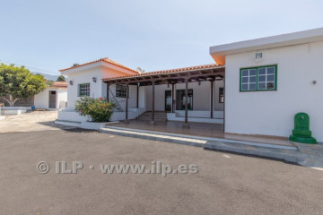 4 Bed  Villa/House for Sale, Tajuya, El Paso, La Palma - LP-E765