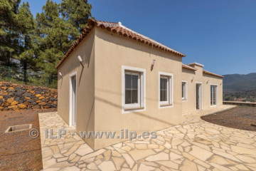 3 Bed  Villa/House for Sale, El Barrial, El Paso, La Palma - LP-E764