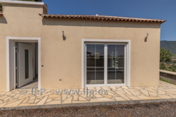 3 Bed  Villa/House for Sale, El Barrial, El Paso, La Palma - LP-E764