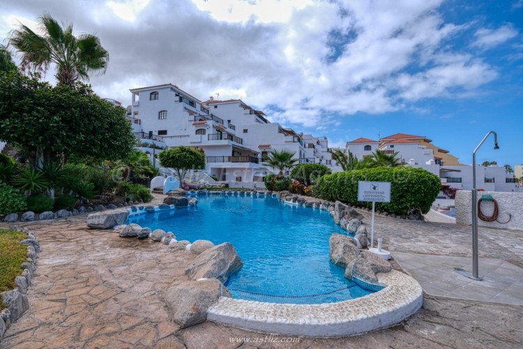 1 Bed  Flat / Apartment for Sale, Playa De La Arena, Santiago Del Teide, Tenerife - AZ-1727 1