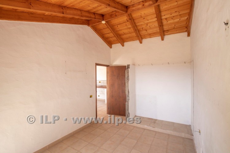 8 Bed  Villa/House for Sale, Las Manchas, Los Llanos, La Palma - LP-L642 15