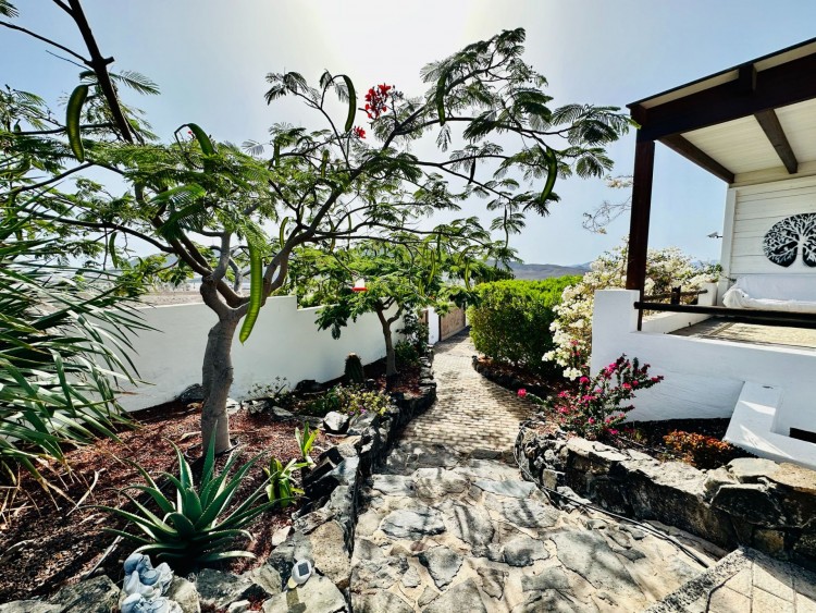 3 Bed  Villa/House for Sale, Gran Tarajal, Las Palmas, Fuerteventura - DH-XVPTVILLALUXGT3-0823 4