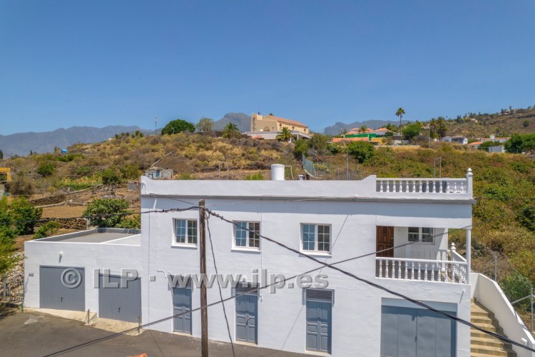 4 Bed  Villa/House for Sale, Tajuya, El Paso, La Palma - LP-E768 3