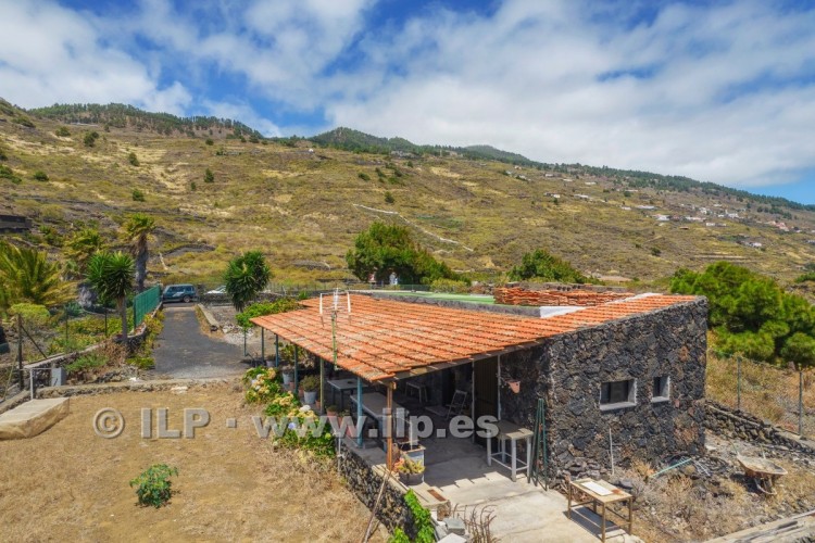 1 Bed  Villa/House for Sale, Las Caletas, Fuencaliente, La Palma - LP-F69 2